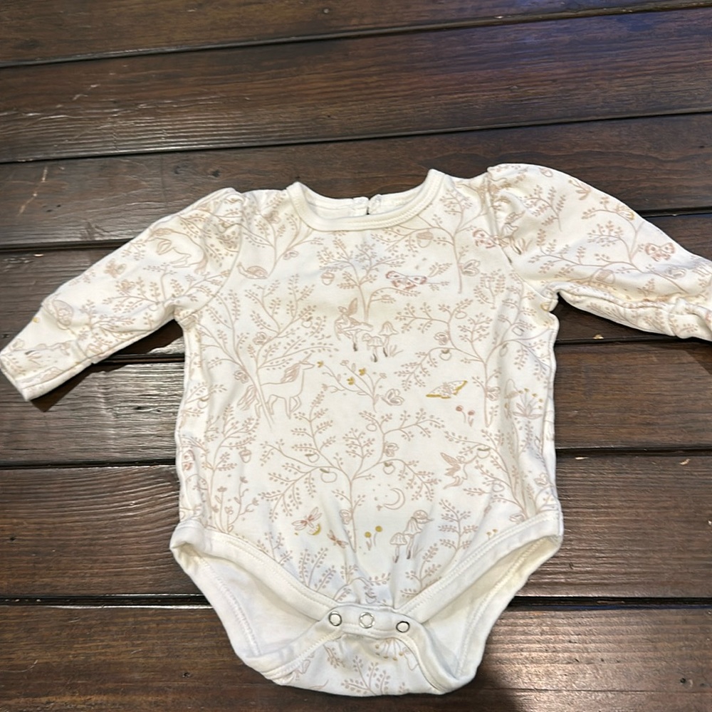 Pehr bodysuit - 3-6M